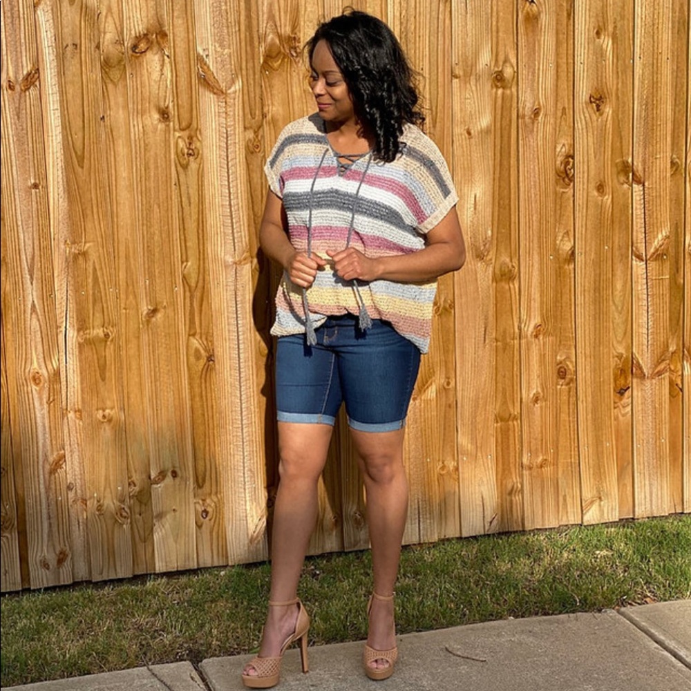 U-SEE RIGHT THRU ME TOP www.nikishaw.com